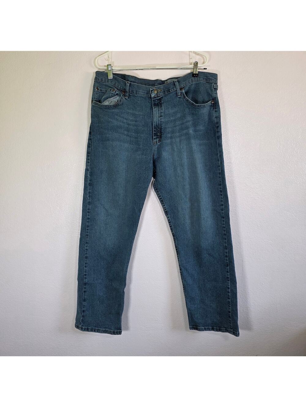 Wrangler Relaxed Fit Jeans Men 38x30 Dark Wash Straight Stretch Denim
